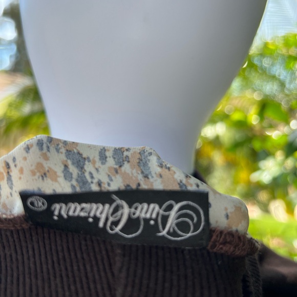 Dress - Picture 2 of 5